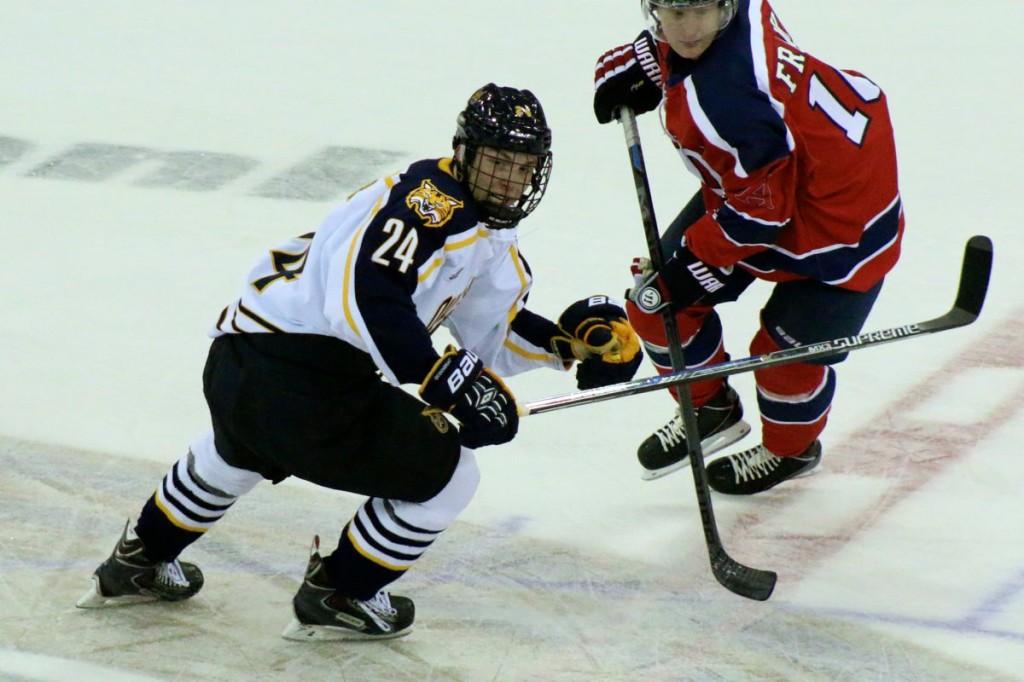 Quinnipiac mens ice hockey defeats Bentley 5-3 in season opener