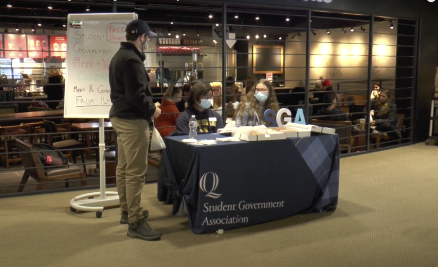 SGA meet and greet tabling event opens conversation to first-years