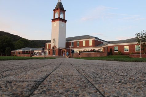 Quinnipiac updates COVID-19 requirements going into the spring semester