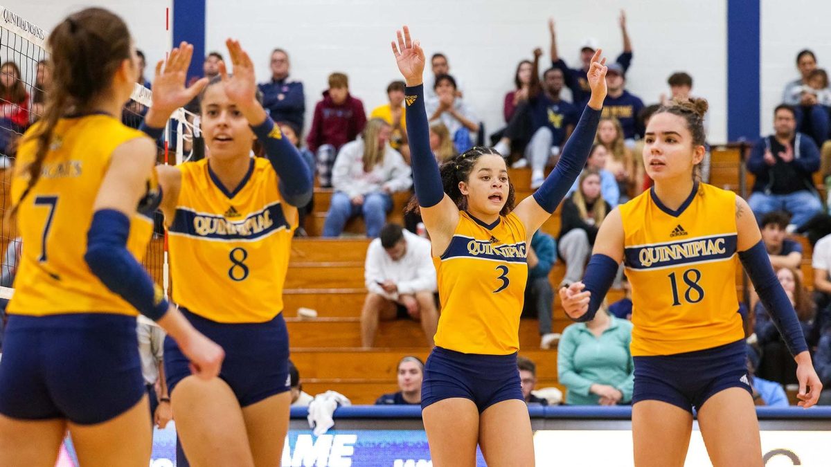 Womens Volleyball Gears Up for Hokie Invitational